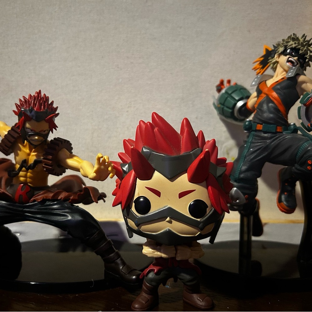 My hero academia figurines and funko pop with removable bases